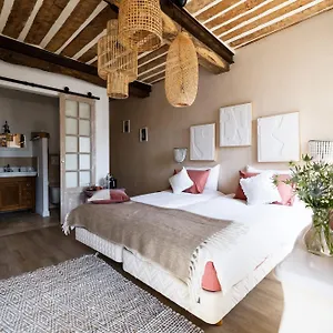 https://06by4-private-room-historic-center.fr-provencehotel.com
